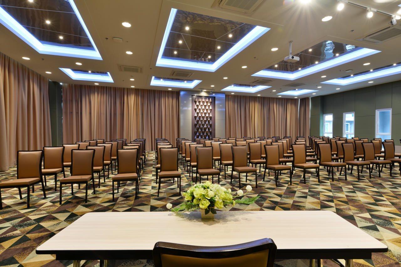 曼谷德特尔酒店 外观 照片 The ballroom at the hotel