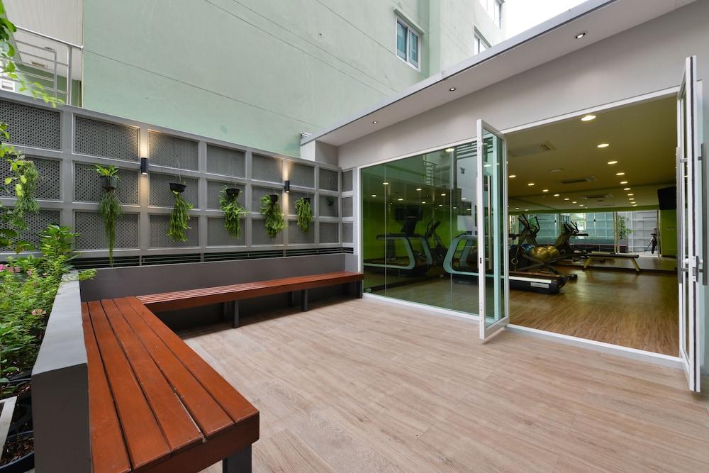 曼谷德特尔酒店 外观 照片 The gym at the hotel