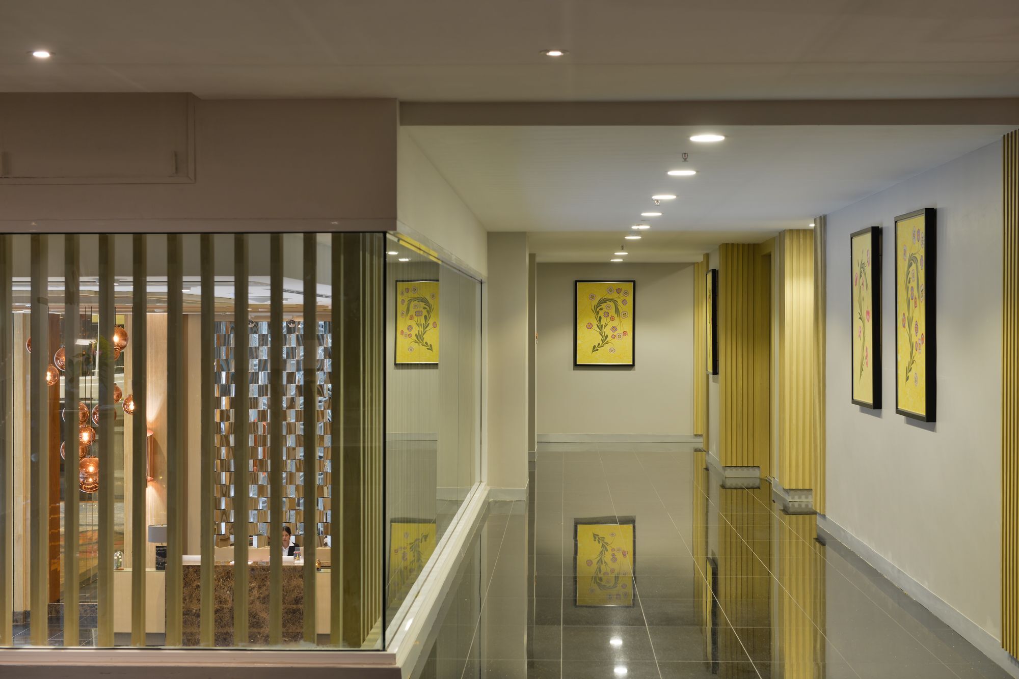 曼谷德特尔酒店 外观 照片 Interior of the hotel
